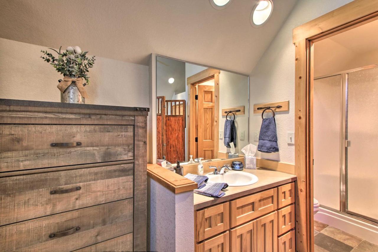 Klamath Falls Cabin Retreat With Deck And Grill! Eksteriør bilde